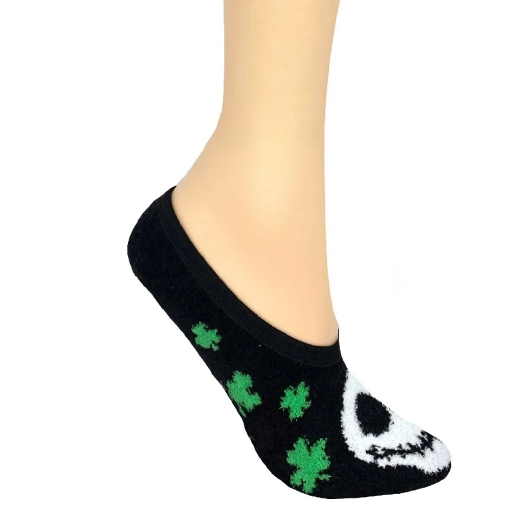 2pack Disney’s Tim Burton‎ Nightmare Before Christmas black & gripper socks FREE